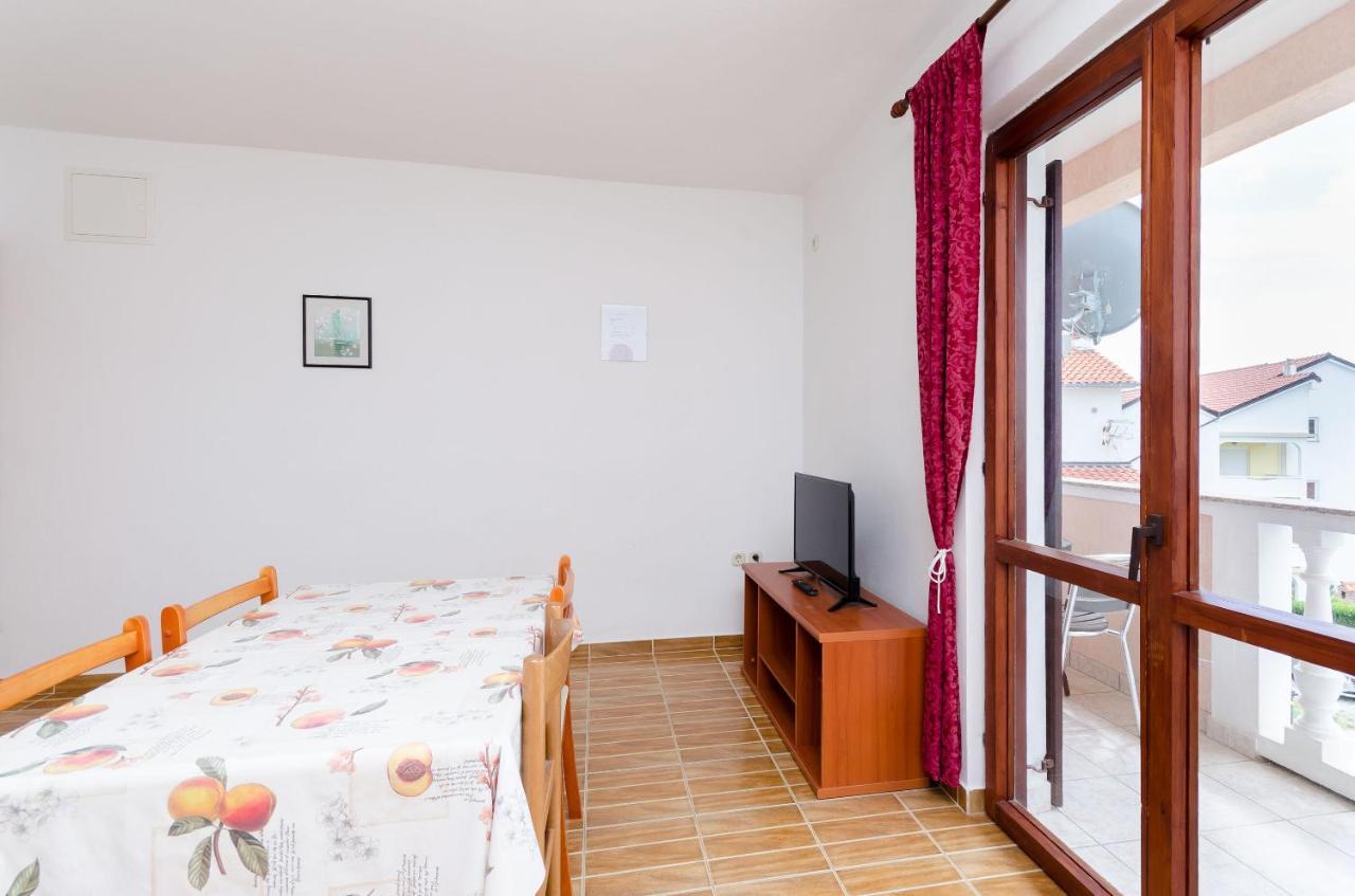 Apartments Dragan Lopar Ngoại thất bức ảnh