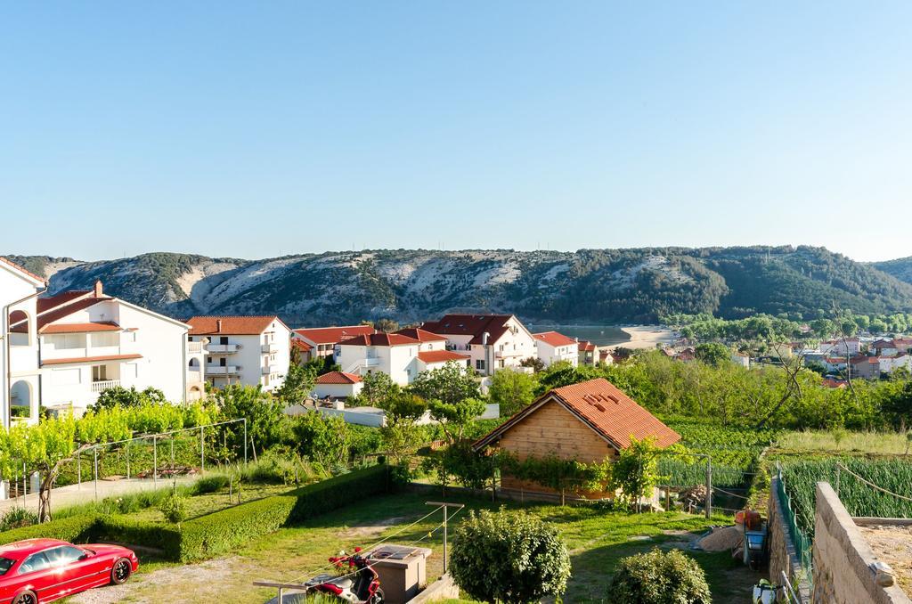 Apartments Dragan Lopar Ngoại thất bức ảnh