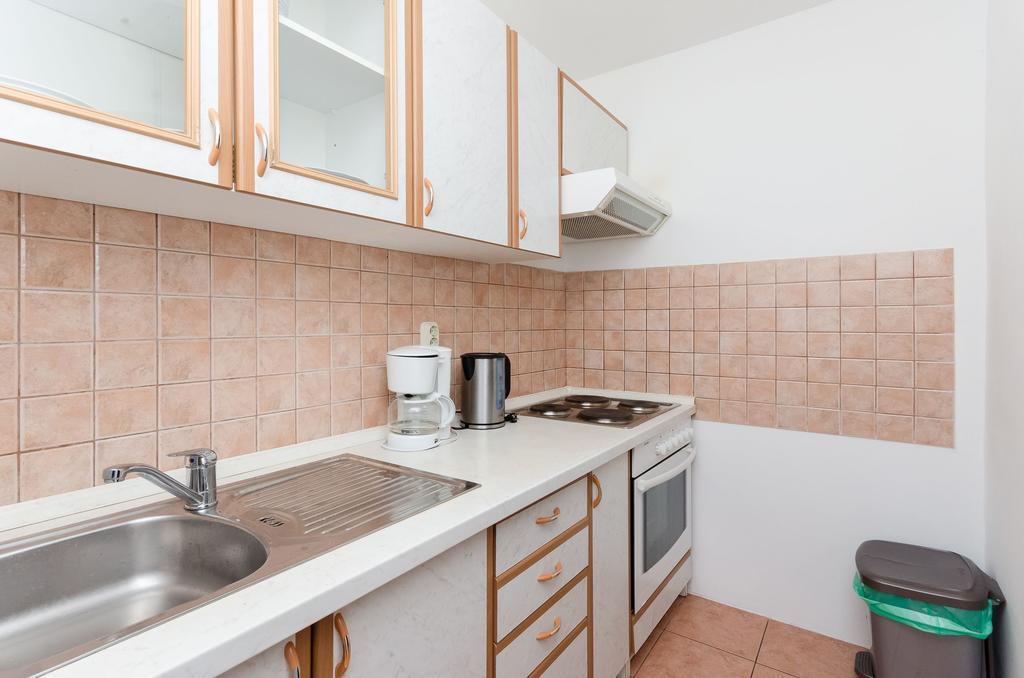 Apartments Dragan Lopar Ngoại thất bức ảnh