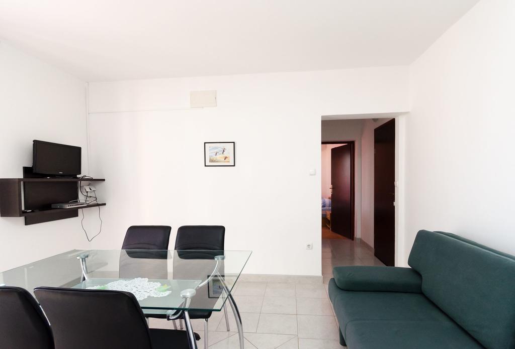Apartments Dragan Lopar Ngoại thất bức ảnh
