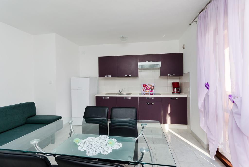 Apartments Dragan Lopar Ngoại thất bức ảnh